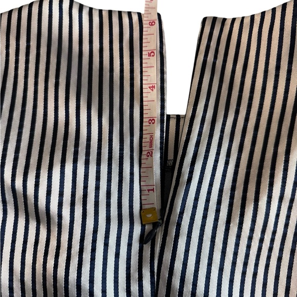 Banana Republic Striped Sleeveless Blouse Bow Detail White and Blue Tank Sz XS - Picture 5 of 15